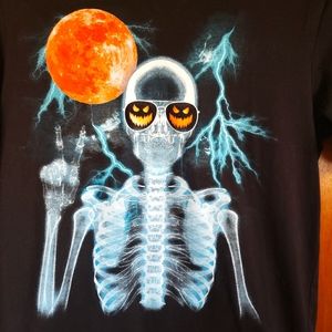 Shirt Celebrate Halloween Graphic Tee